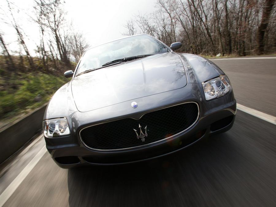  Maserati Quattroporte Sport GT 2005 года  (фото 16 из 24)